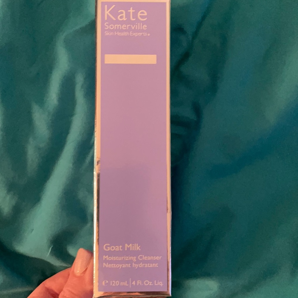 Goat milk cleanser